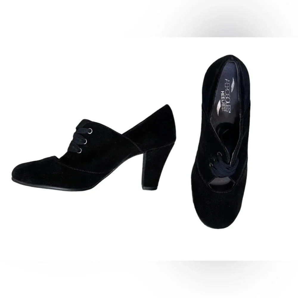 AEROSOLES Black Velvet Heels Size 9.5